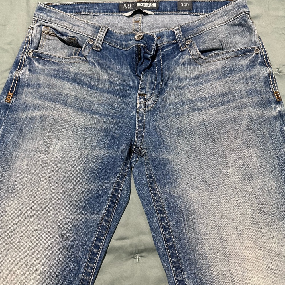 BKE Bootleg Fit Men's Jeans in Faded Blue